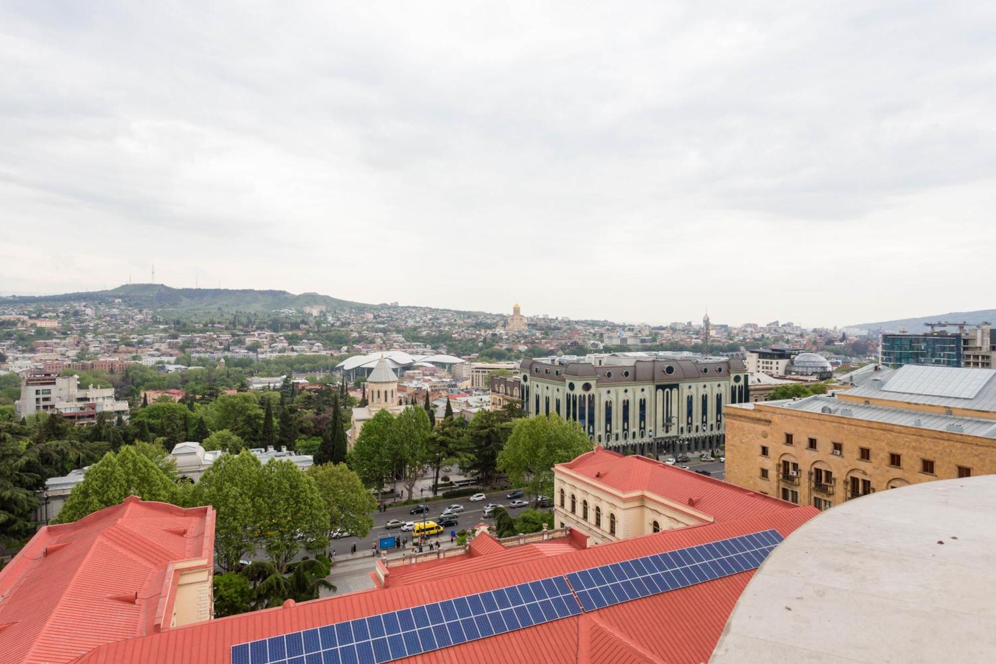 City Luxury Apartment L Tbilisi Eksteriør billede