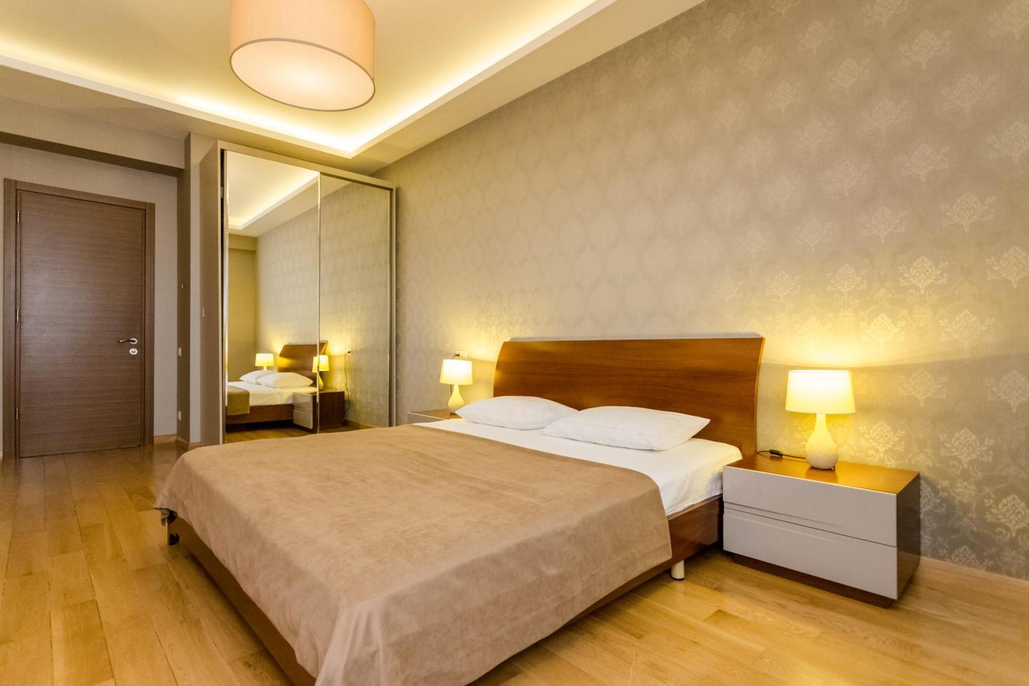 City Luxury Apartment L Tbilisi Eksteriør billede