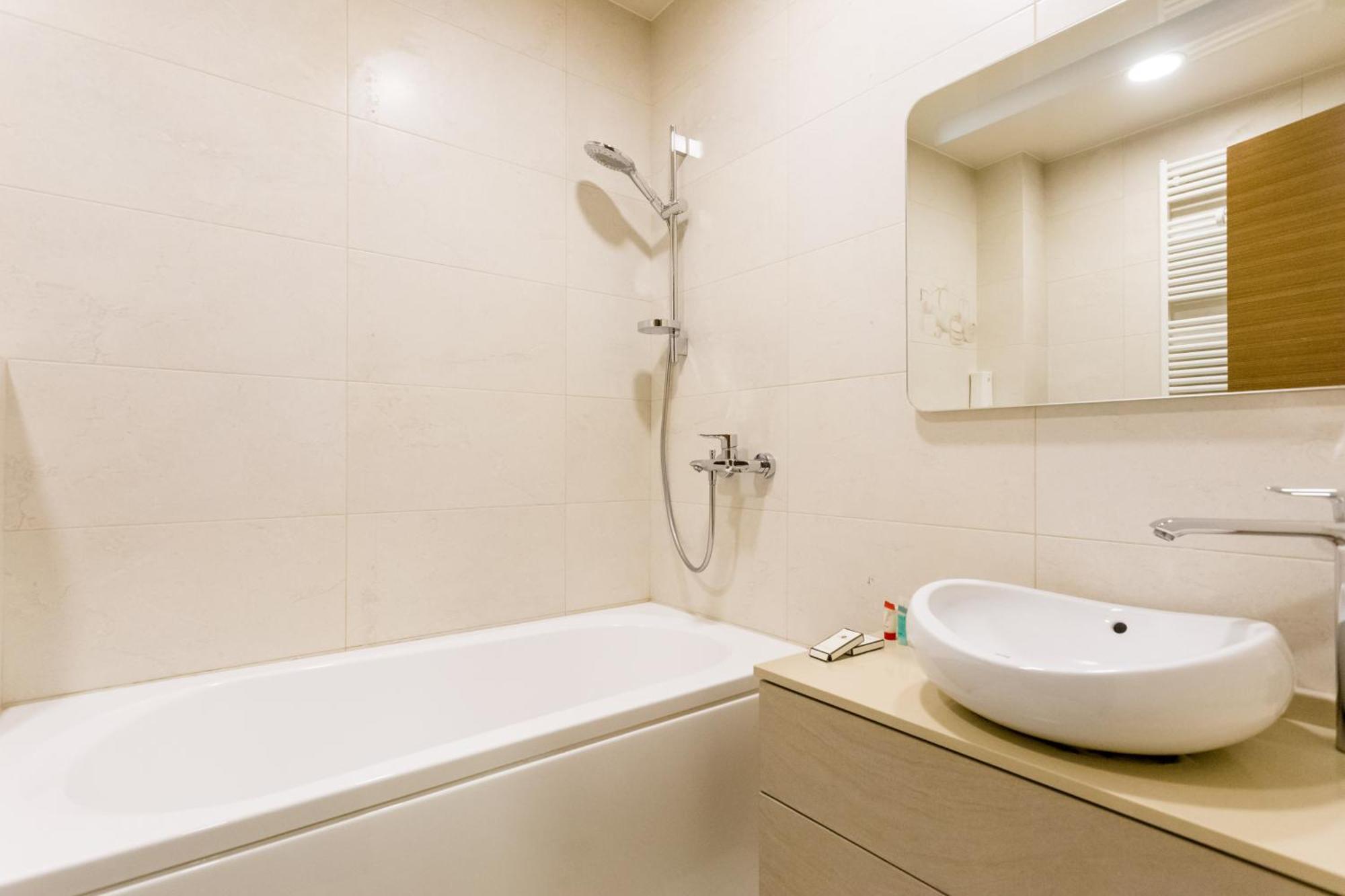 City Luxury Apartment L Tbilisi Eksteriør billede